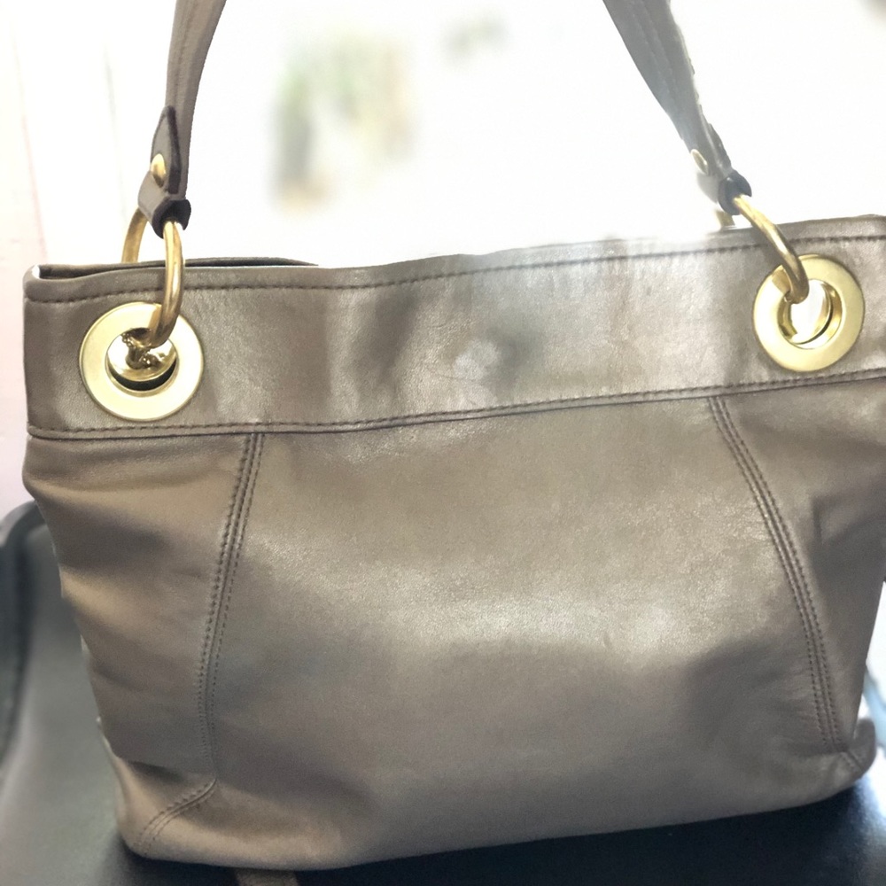 Coach gold metallic crossbody - Picture 3 of 11